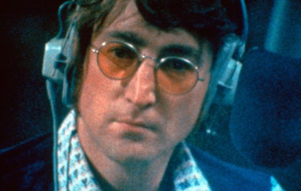 John Lennon ammuttiin kuoliaaksi 40-vuotiaana.