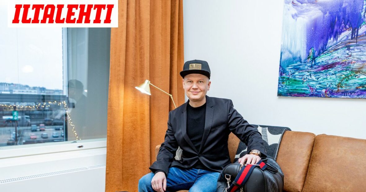 Janne Immonen osti kokonaisen kerrostalon ja keräilee luksusmerkin kenkiä – Esittelee tv:ssä myös 40 000 euron kelloaan