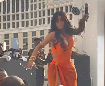 VIDEO: Cardi B Hurls Mic at Fan Who Tossed Drink During Vegas Concert