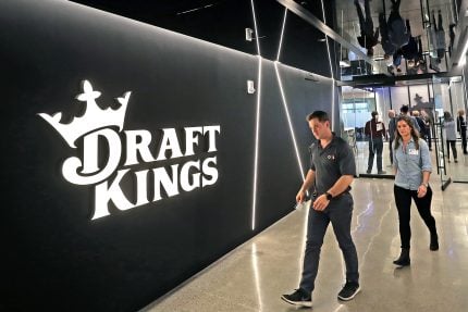 DraftKings Surges After Again Lifting 2023 Guidance
