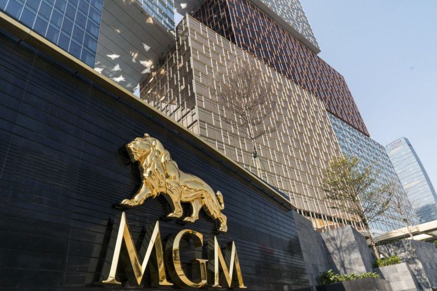 Macau Casinos 'Booming,' MGM China to Renovate Resort Guest Rooms