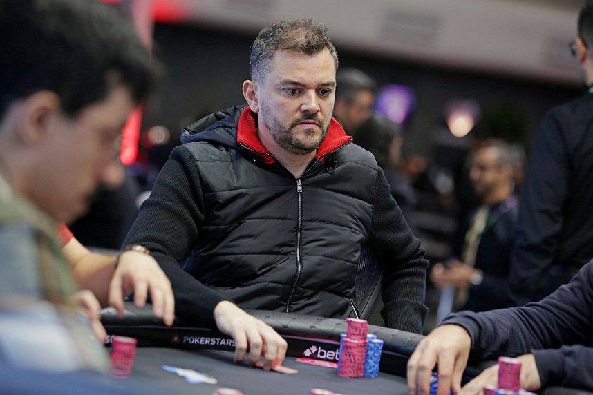 Pro Poker Player Banned for Cheating in the Brazilian Series of Poker