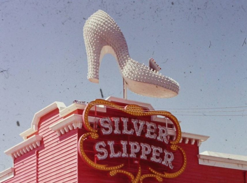 VEGAS MYTHS RE-BUSTED: Howard Hughes Bought Silver Slipper Just to Dim its Sign