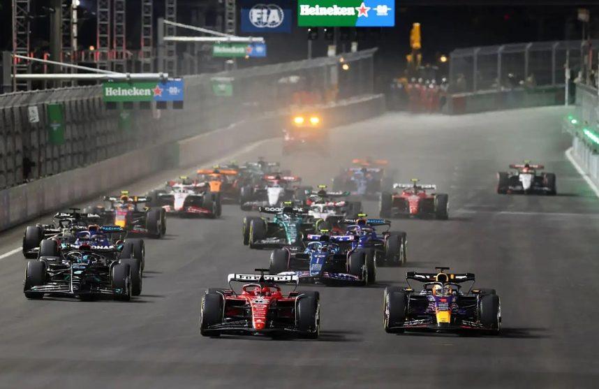 Verstappen Overcomes Penalty, Crash to Win Las Vegas Grand Prix