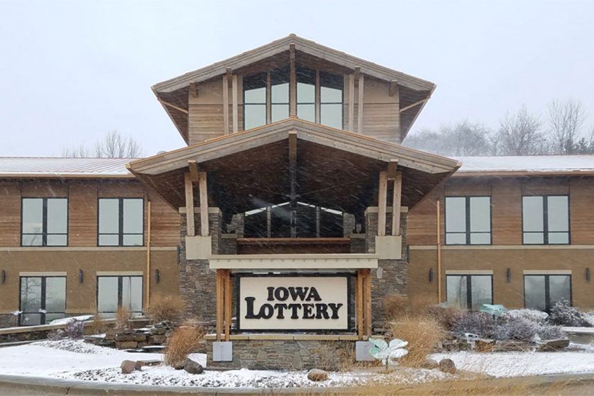 Iowa Lottery Reports Incorrect Powerball Numbers, Pays Out 'Losing' Tickets