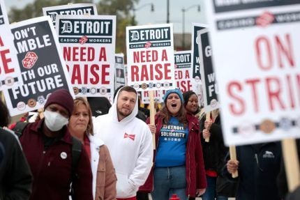Michigan Online Casinos Experience Record Month in November Due to Strike